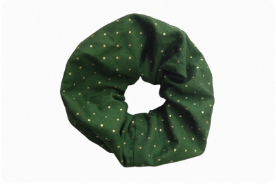Scrunchie - Grün mit goldenen Pünktchen